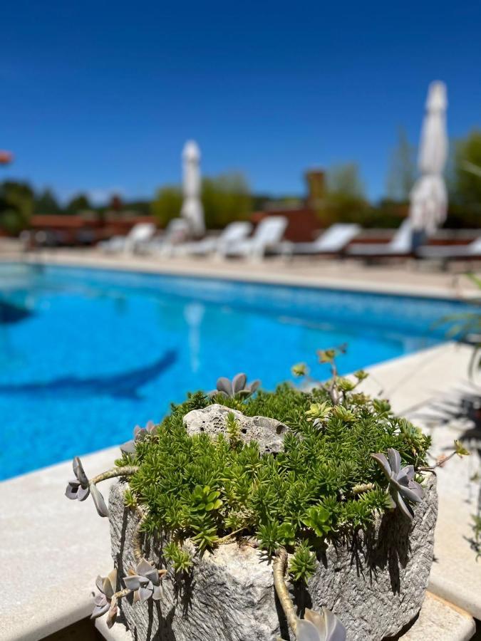 Apartment With Swimming Pool Jelsa  Luaran gambar